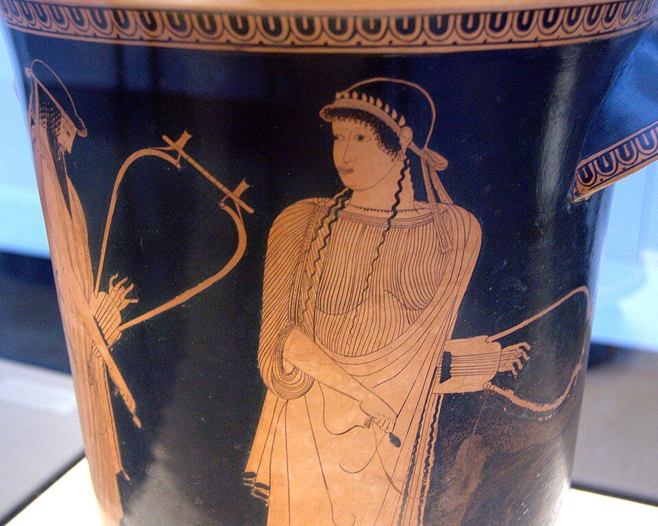 Red-figure vase painting: Alcaeus, bearded, holding a barbitos, faces Sappho, who also holds a barbitos.